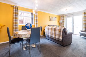 Lounge/diner- click for photo gallery